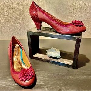 Poetic License burgundy red pumps